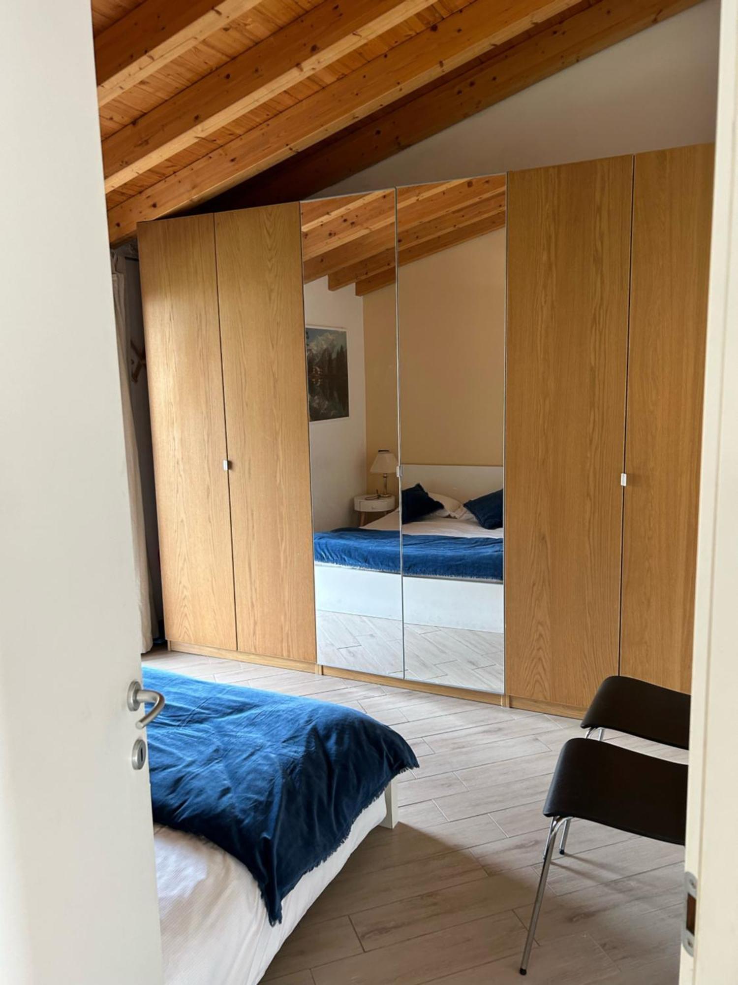 Menaggio Down Town Apartment Екстериор снимка
